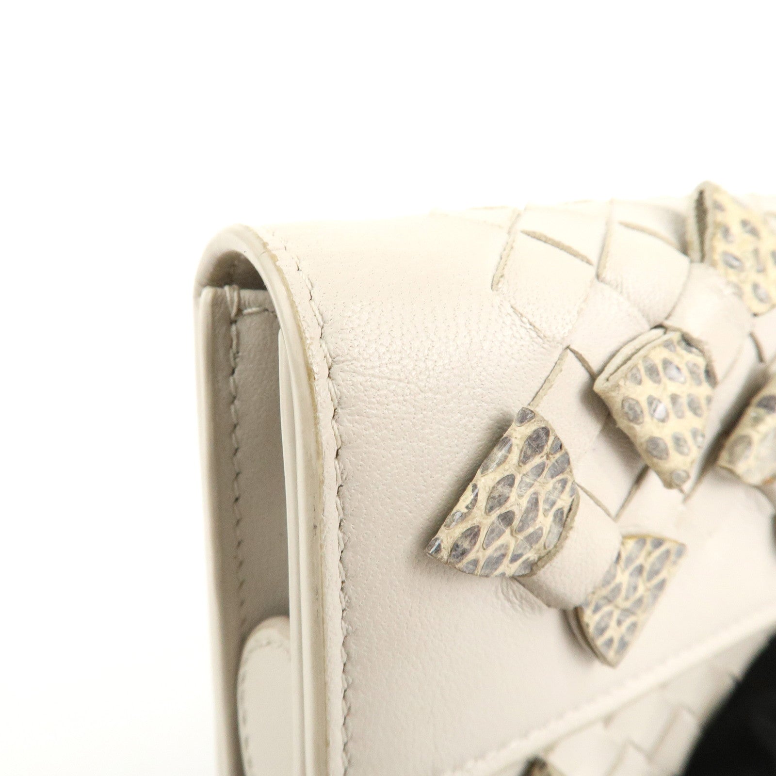 BOTTEGA VENETA Intrecciato Leather Long Wallet Ribbon Ivory Used