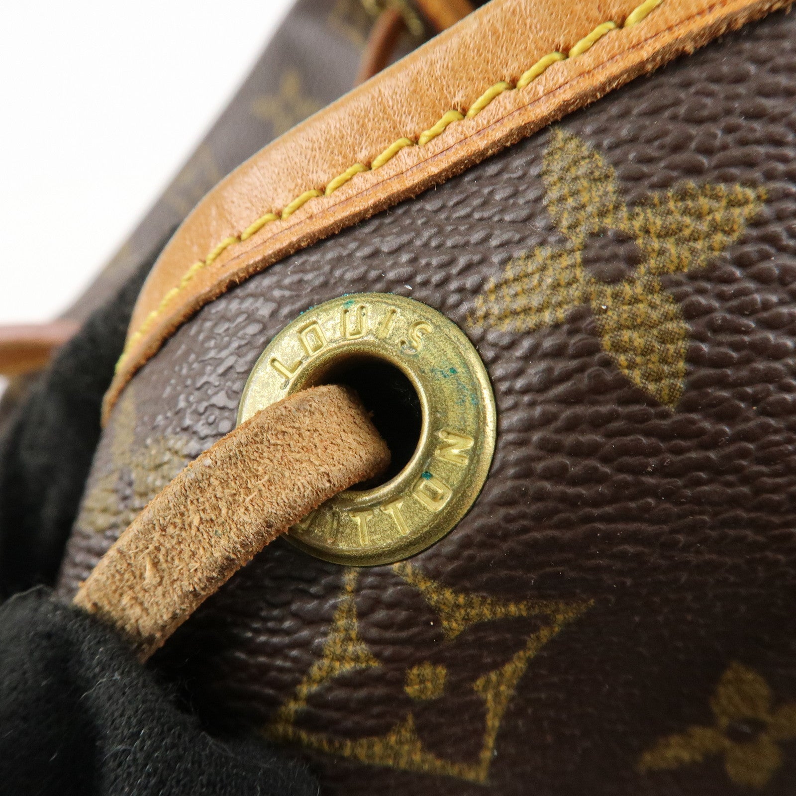 Louis Vuitton Monogram Canvas Petit Noe Shoulder Bag Brown M42226 Used