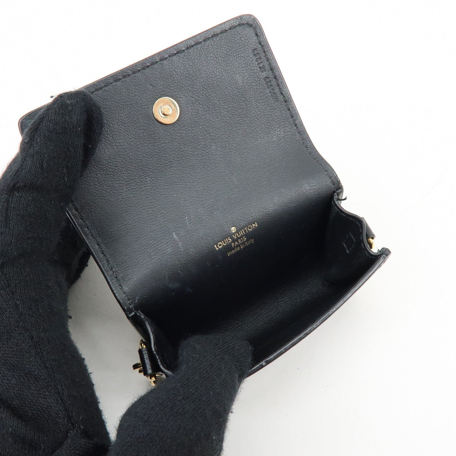 Louis Vuitton Leather Bijou Sac Earphone Case Pouch Noir M00829