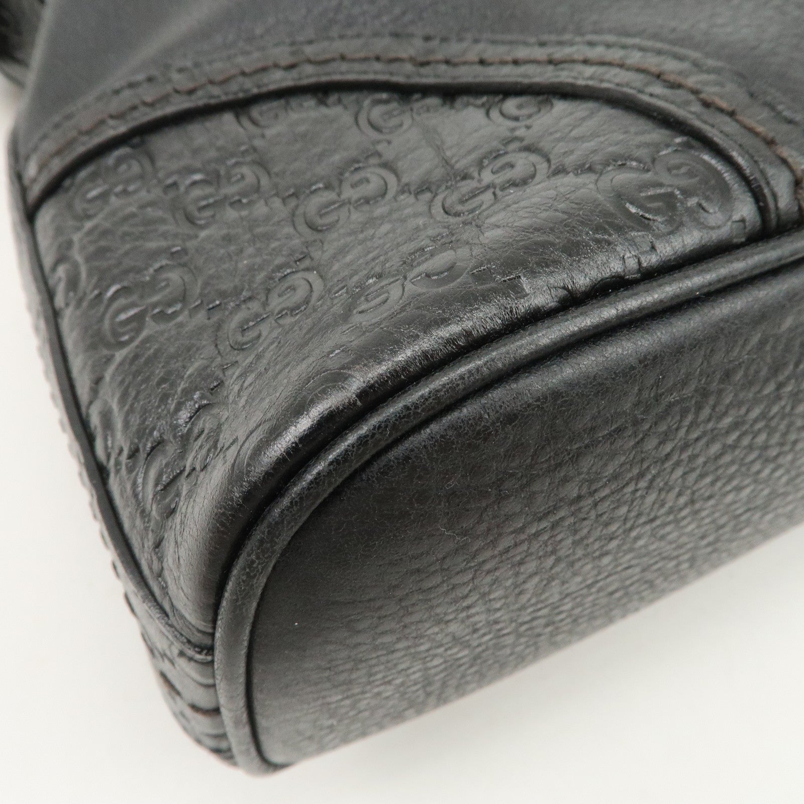 GUCCI Guccissima Leather Shoulder Bag Hand Bag Black 181515 Used