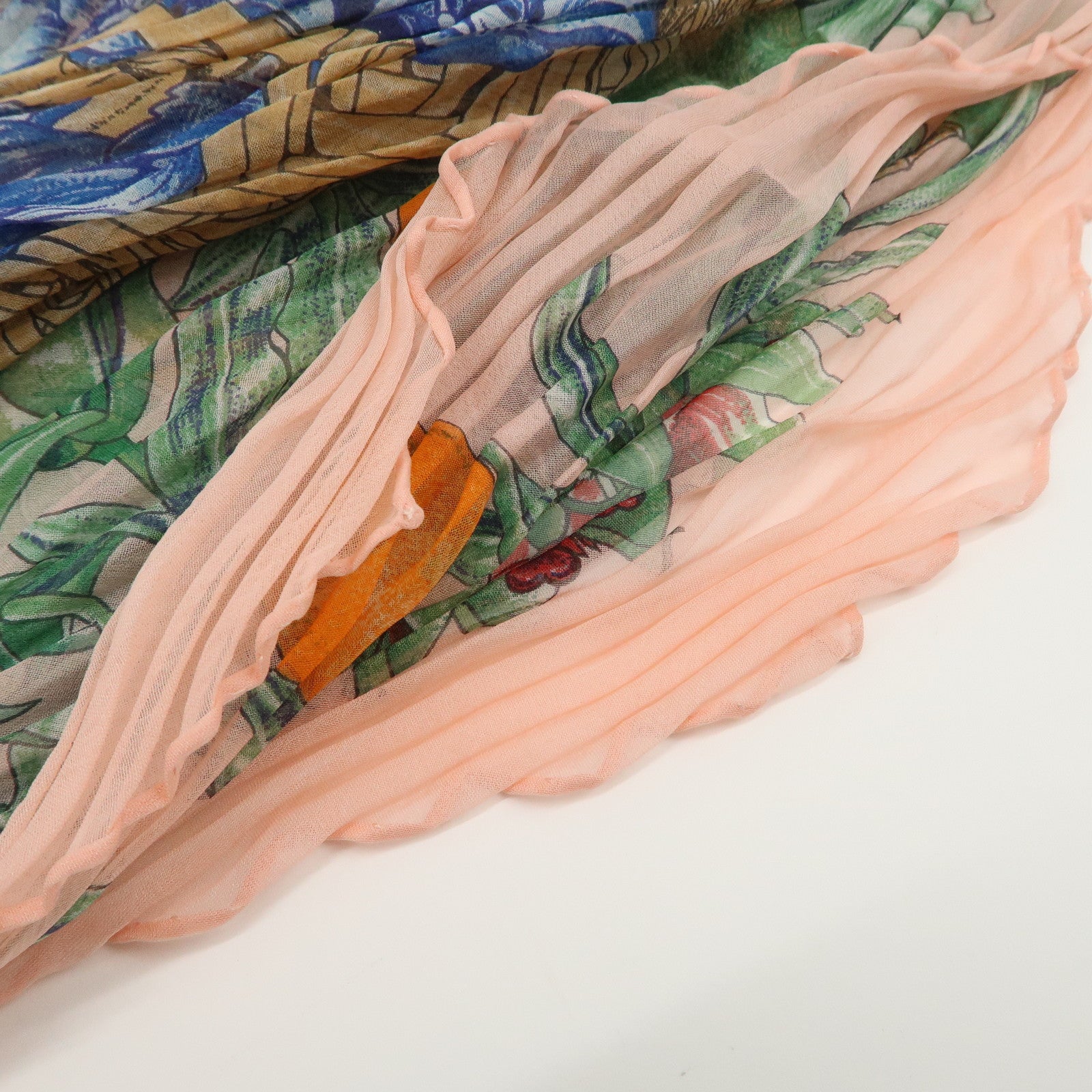 HERMES Pleated Carre Silk 100% Scarf PASSIFLORES Pink Multicolor
