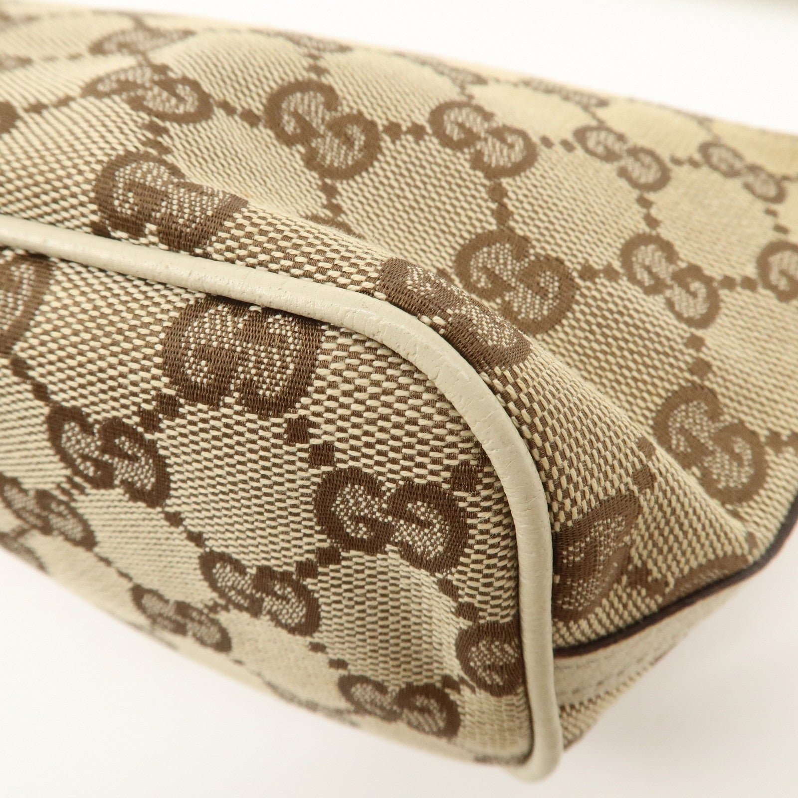 GUCCI Boat Bag GG Canvas Leather Bag Hand Bag Pouch Beige Ivory 07198 Used