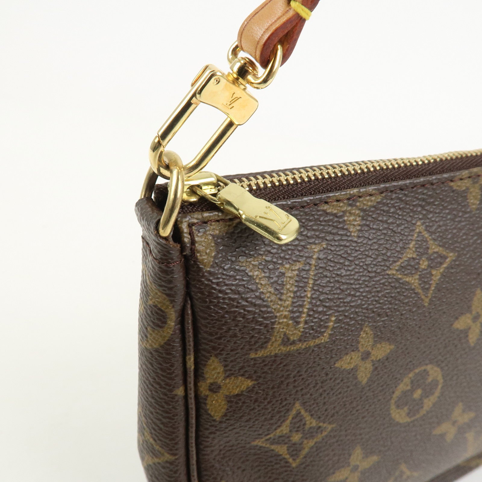 Louis Vuitton Monogram Pochette Accessoires Pouch Hand Bag M51980