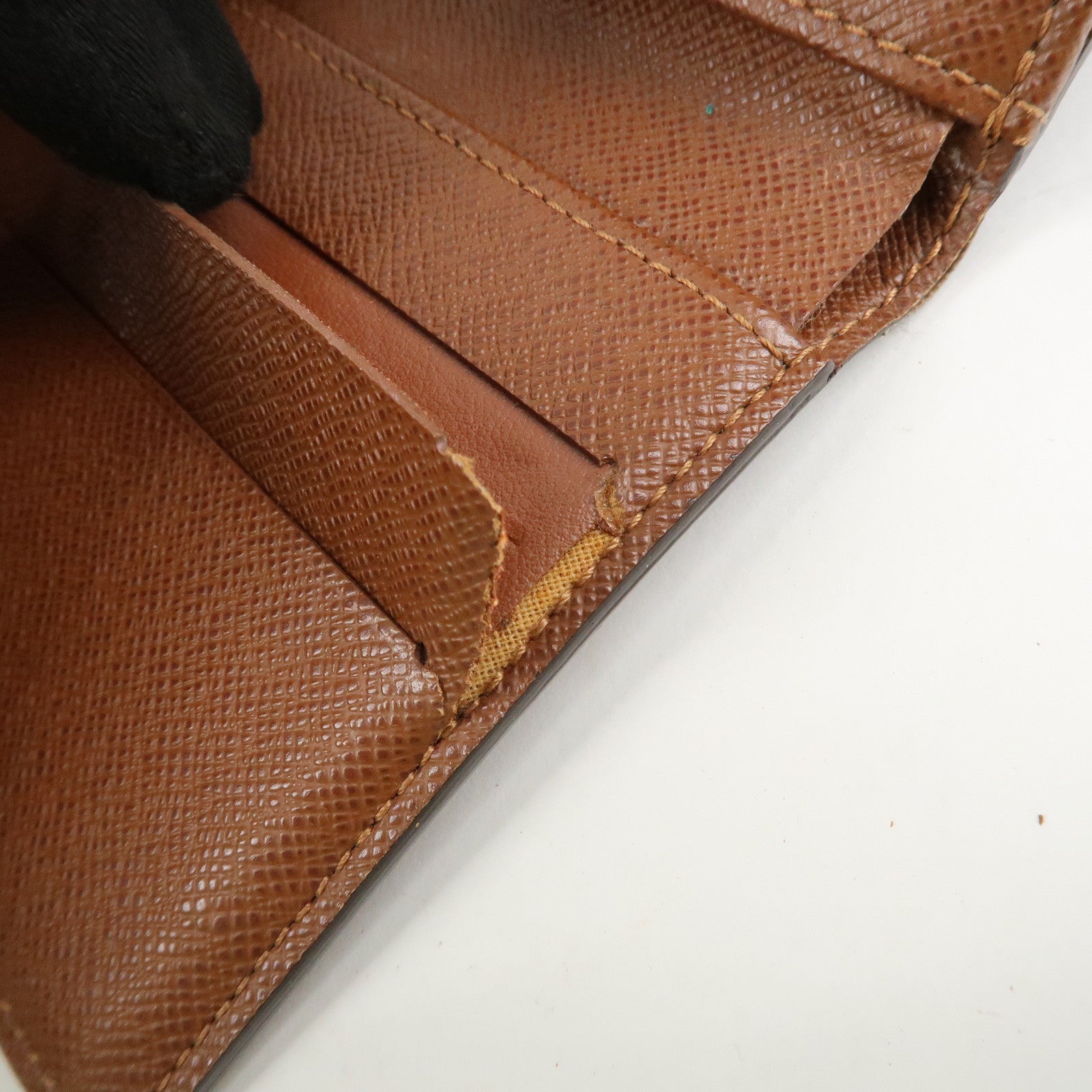 Louis Vuitton Monogram Porte Monnaie Billet Carte Credit M61652 Used