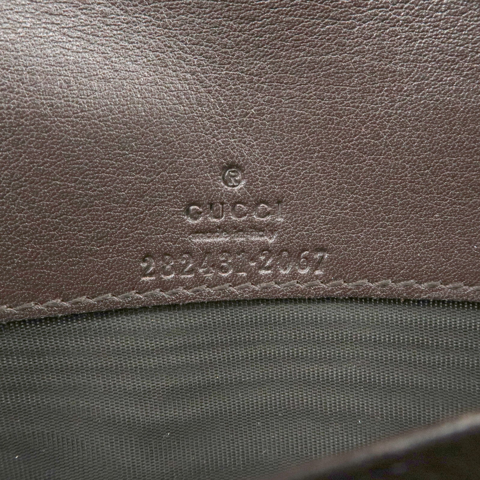 GUCCI Guccissima Interlocking GG Leather Bi-fold Wallet 282431 Used