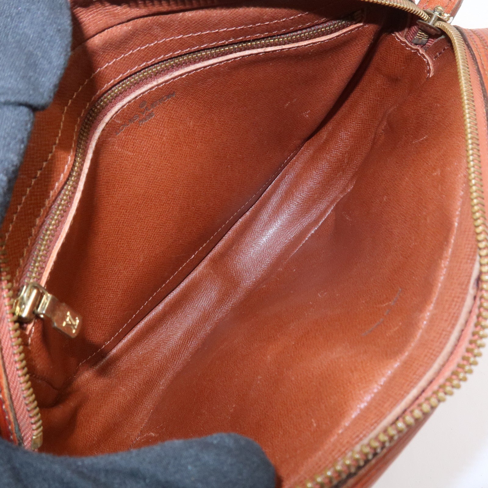 Louis Vuitton Epi Jeune Fille Shoulder Bag Kenya Brown M52153