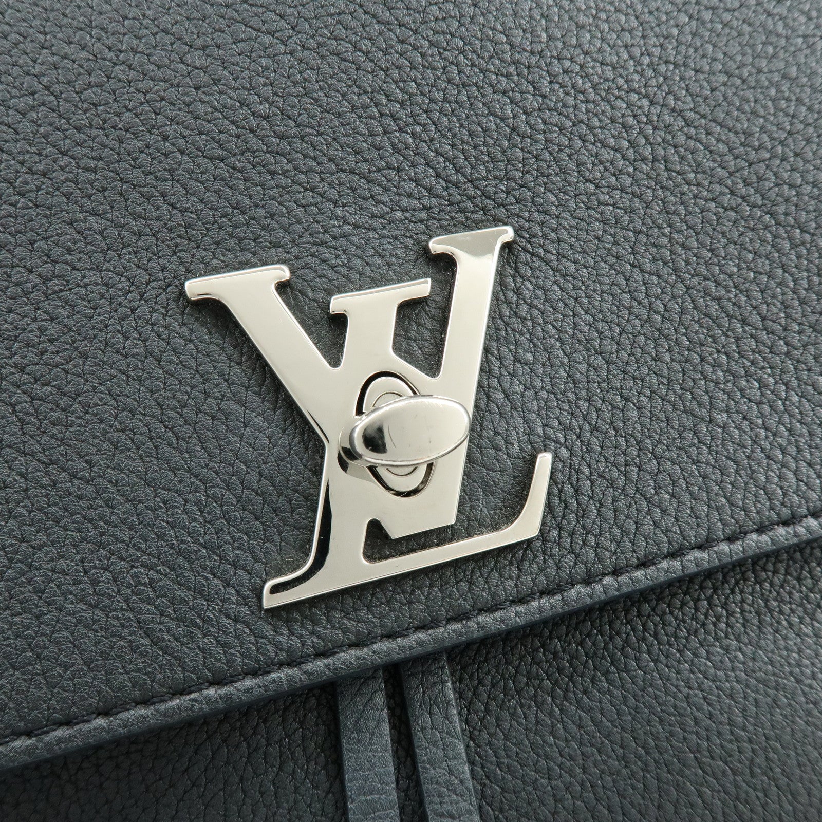 Louis Vuitton Lockme Leather Backpack Rucksack Noir Black M41815