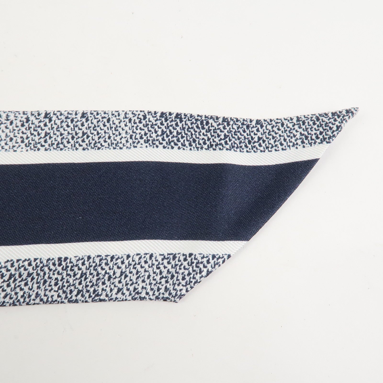 Christian Dior Mitzah Animal Motif Silk 100% Scarf White Navy