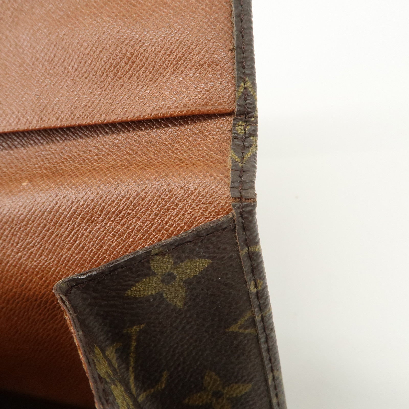 Louis Vuitton Monogram Pochette Lava 23 Clutch Bag M51940 Used