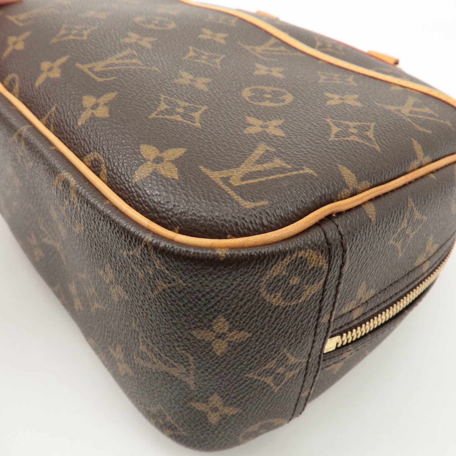 Louis Vuitton Monogram Trueville Hand Bag Brown M42228 Used