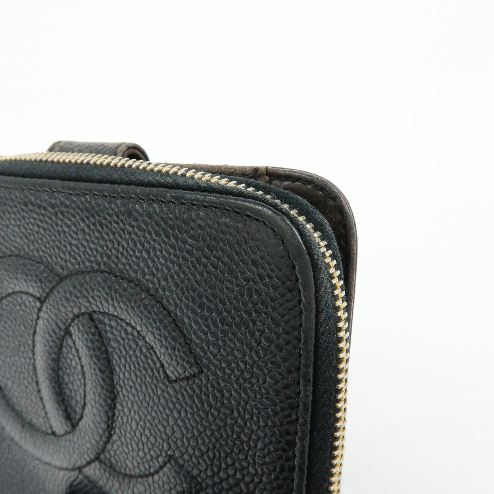 CHANEL COCO Mark Cavairskin Compact Bi-Fold Wallet Black