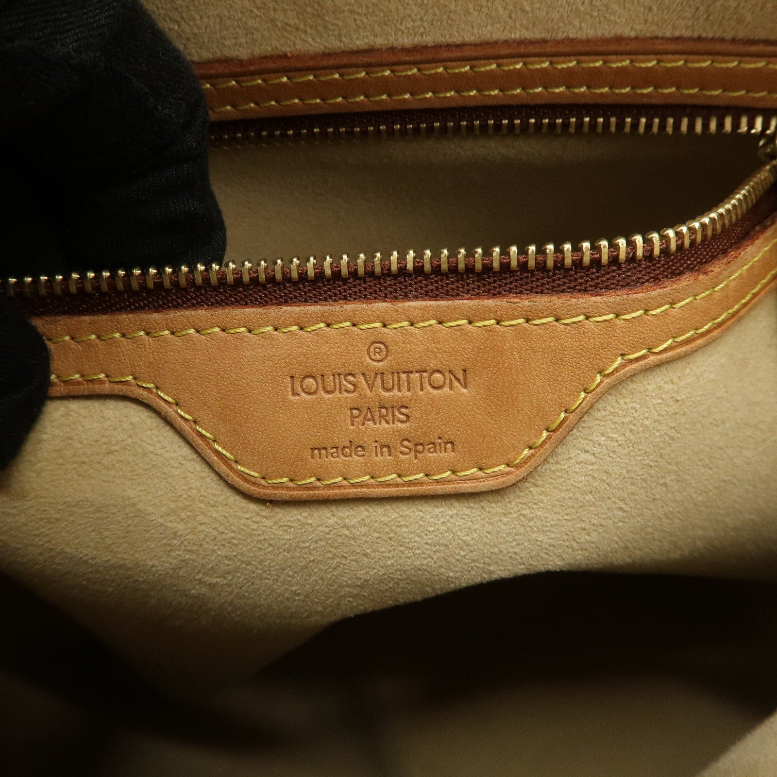 Louis Vuitton Monogram Looping GM Shoulder Bag M51145