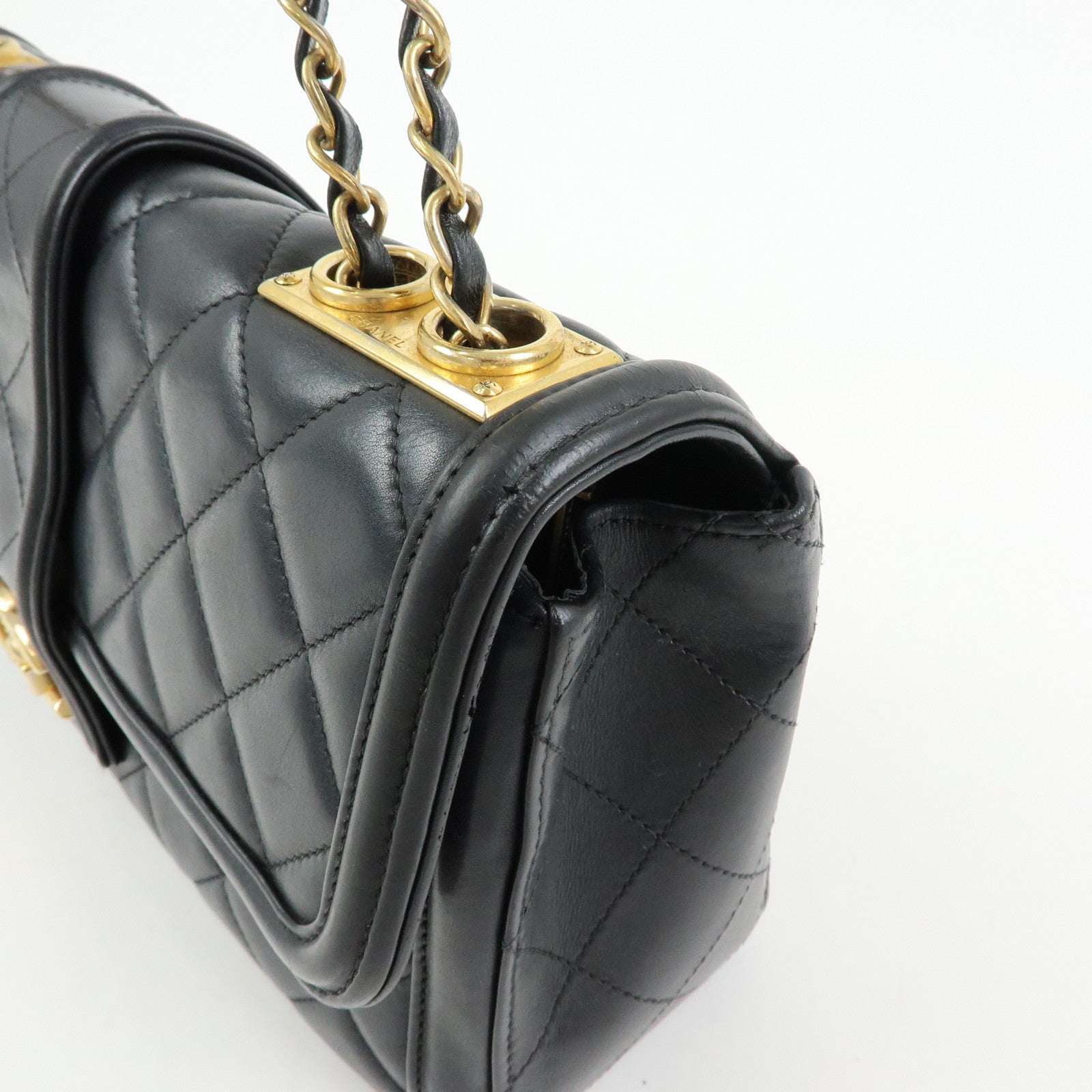 CHANEL Matelasse Lamb Skin Double Chain Single Flap Shoulder Bag