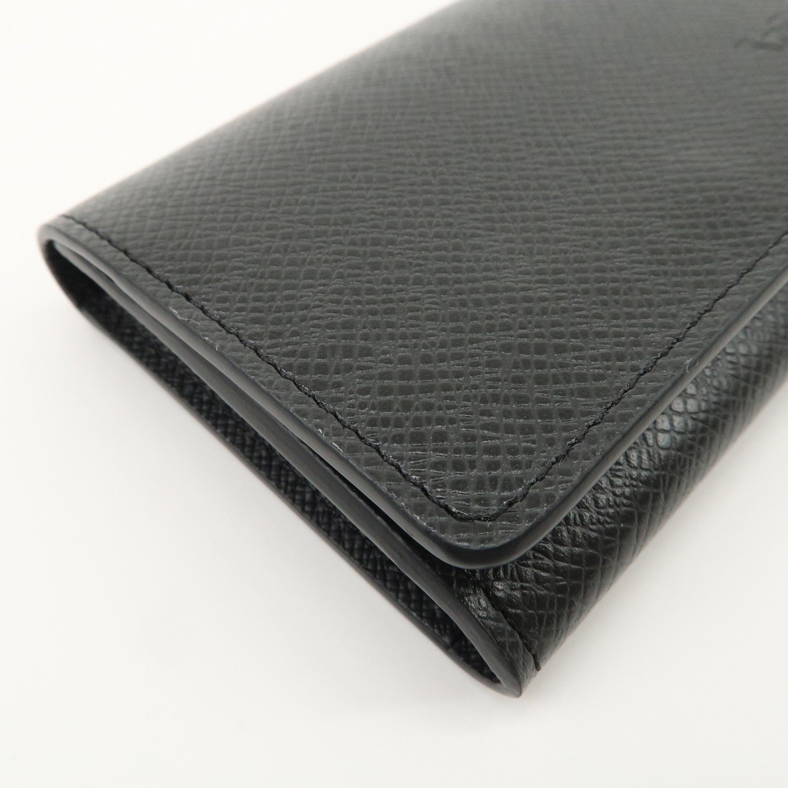 Louis Vuitton Taiga Envelope Carte de Visite NM Card Case M64595