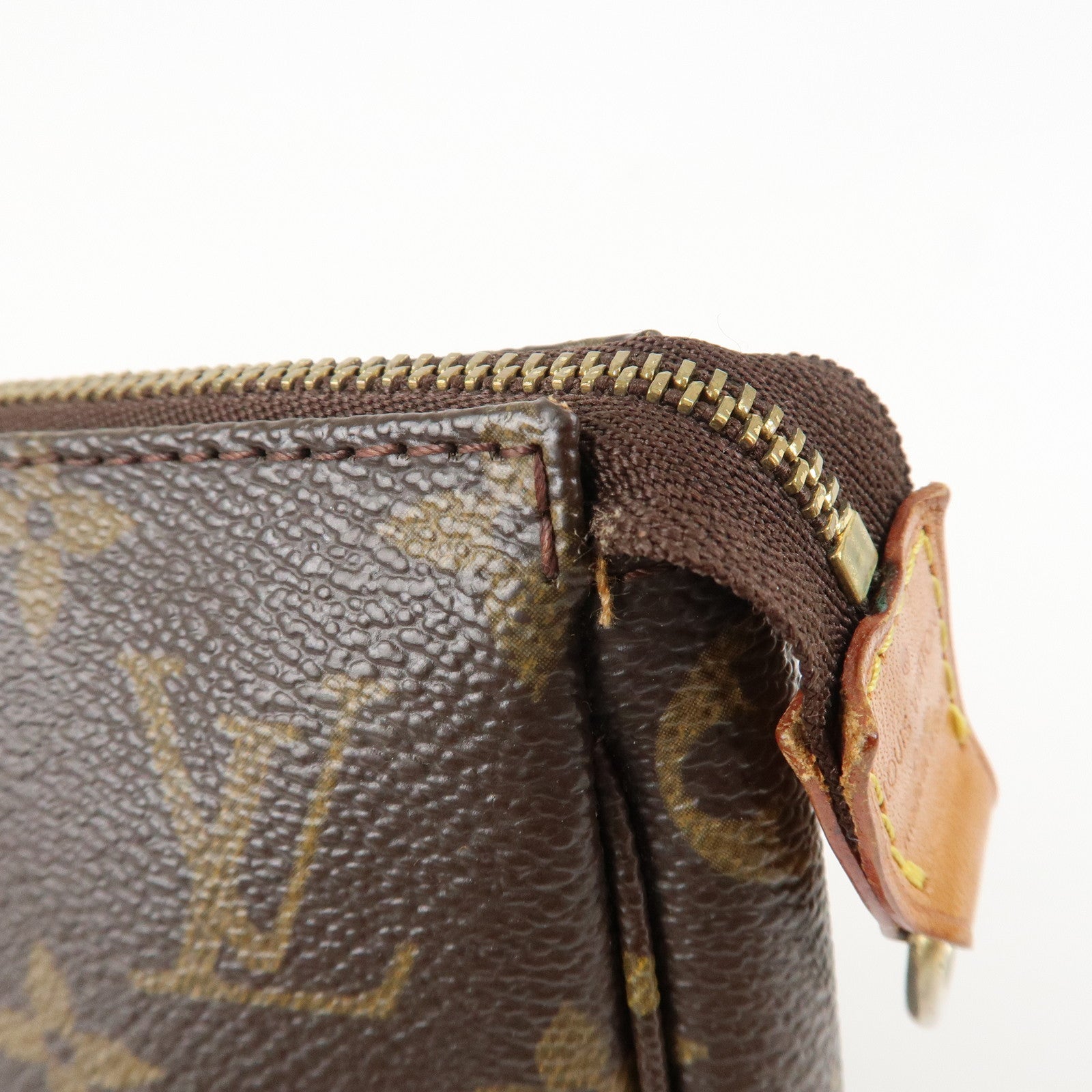 Louis Vuitton Monogram Pochette Accessoires Hand Bag Brown M51980 Used