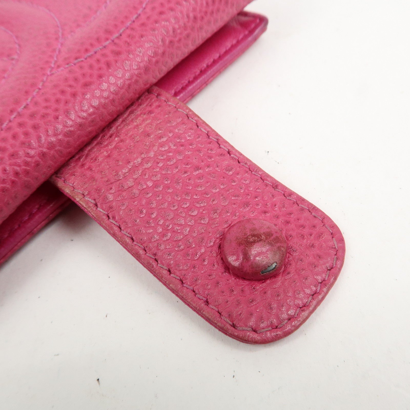 CHANEL COCO Mark Caviarskin Double Hook Bi-fold Wallet Pink