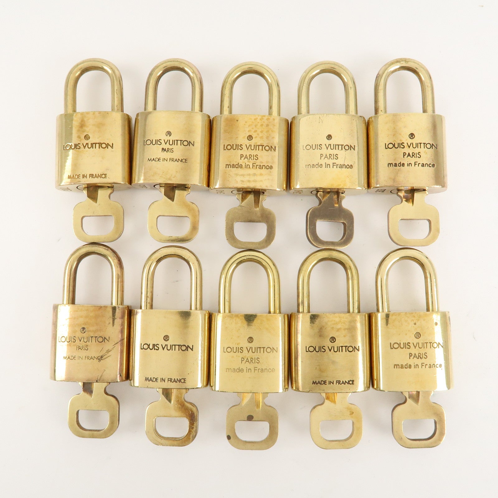 Louis Vuitton Set of 10 Lock & Key Cadena Key Lock Metal Gold Used