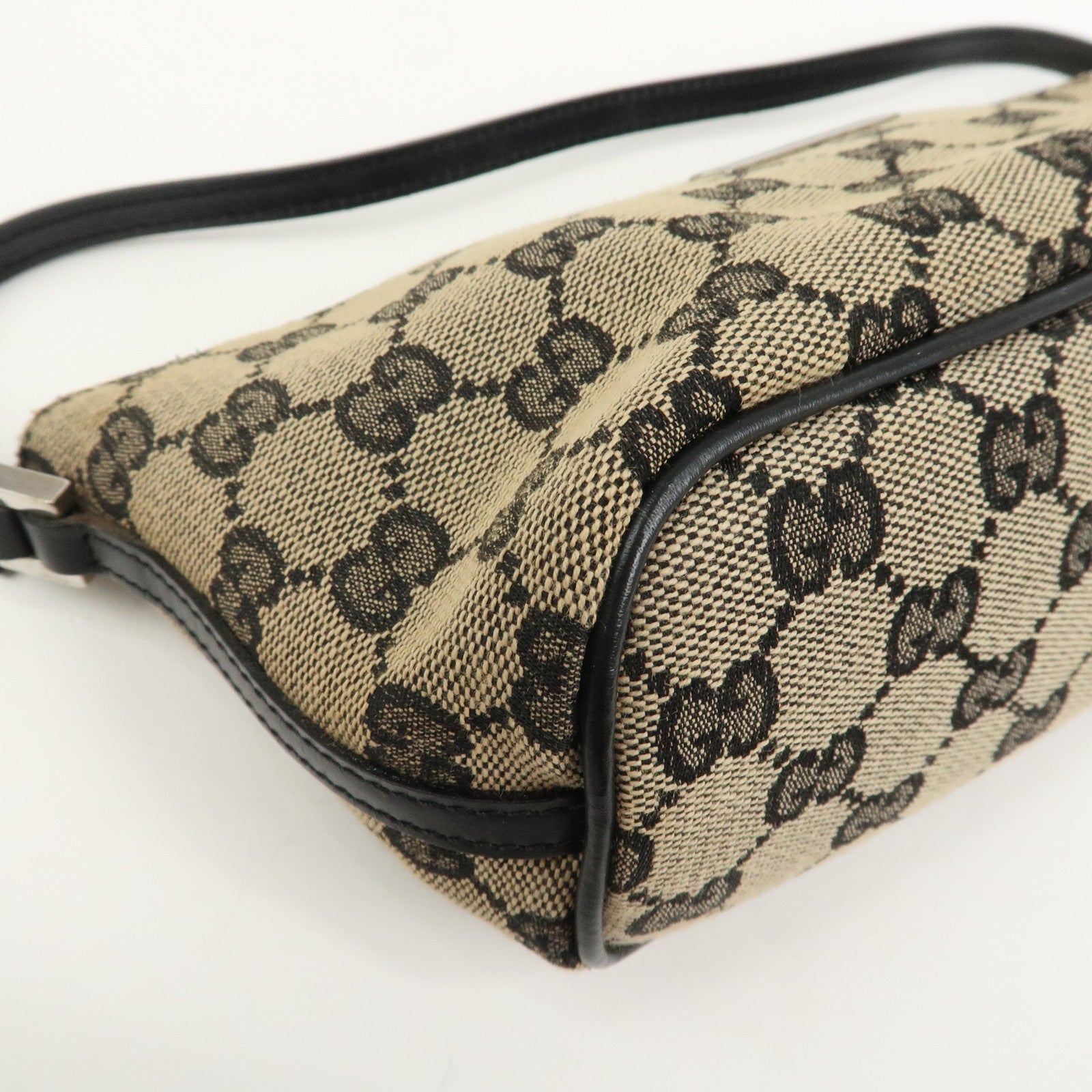 GUCCI Boat Bag GG Monogram Canvas Pouch Hand Bag Beige 039.1103