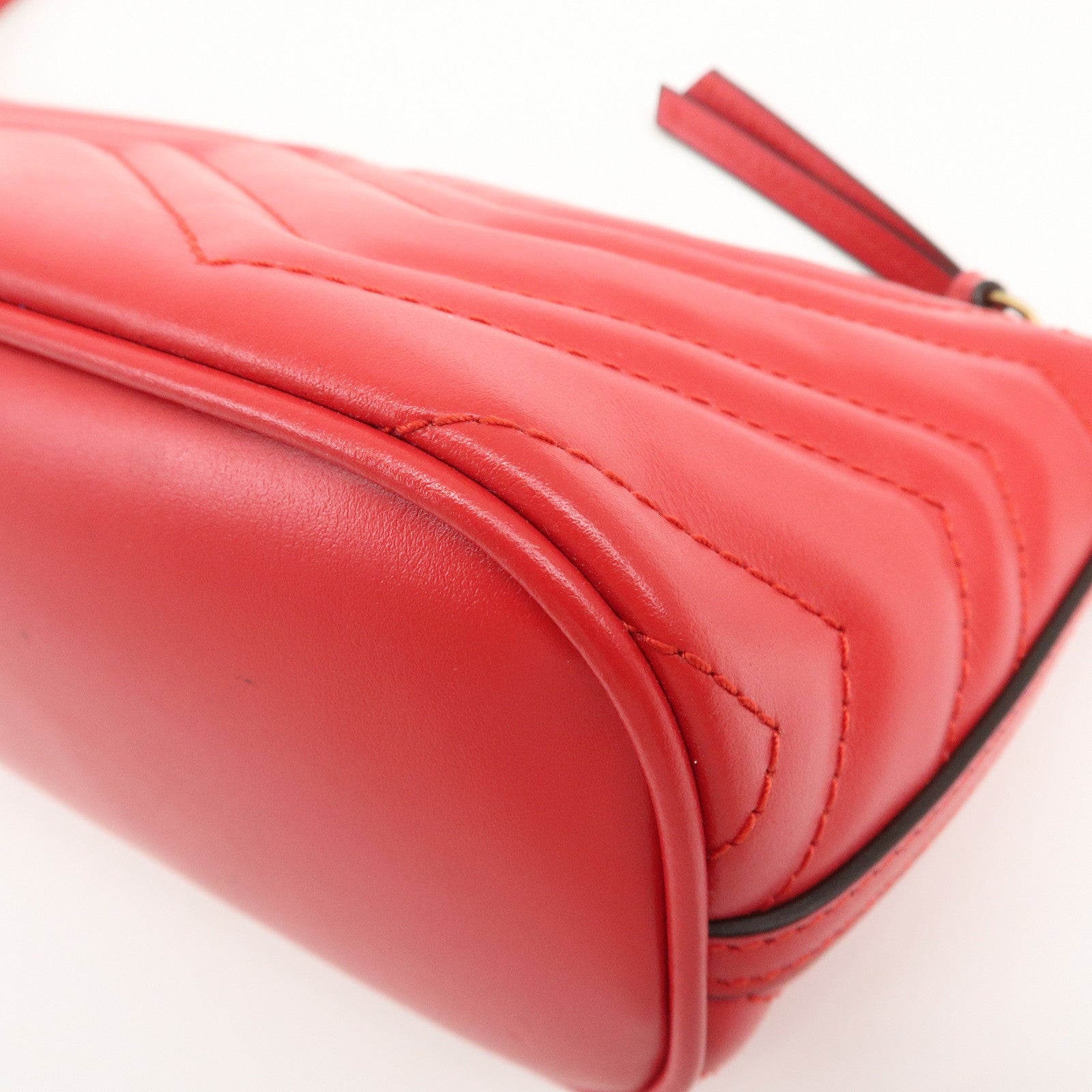 GUCCI GG Marmont Logo Leather Shoulder Bag Hand Bag Red 739166