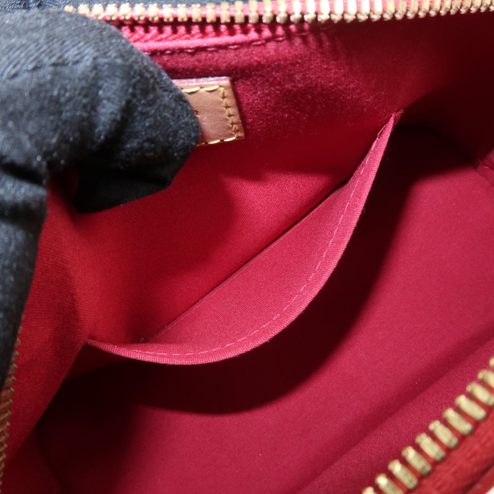 Louis Vuitton Monogram Vernis Alma BB 2Way Bag Red POMME D'AMOUR M91606 Used