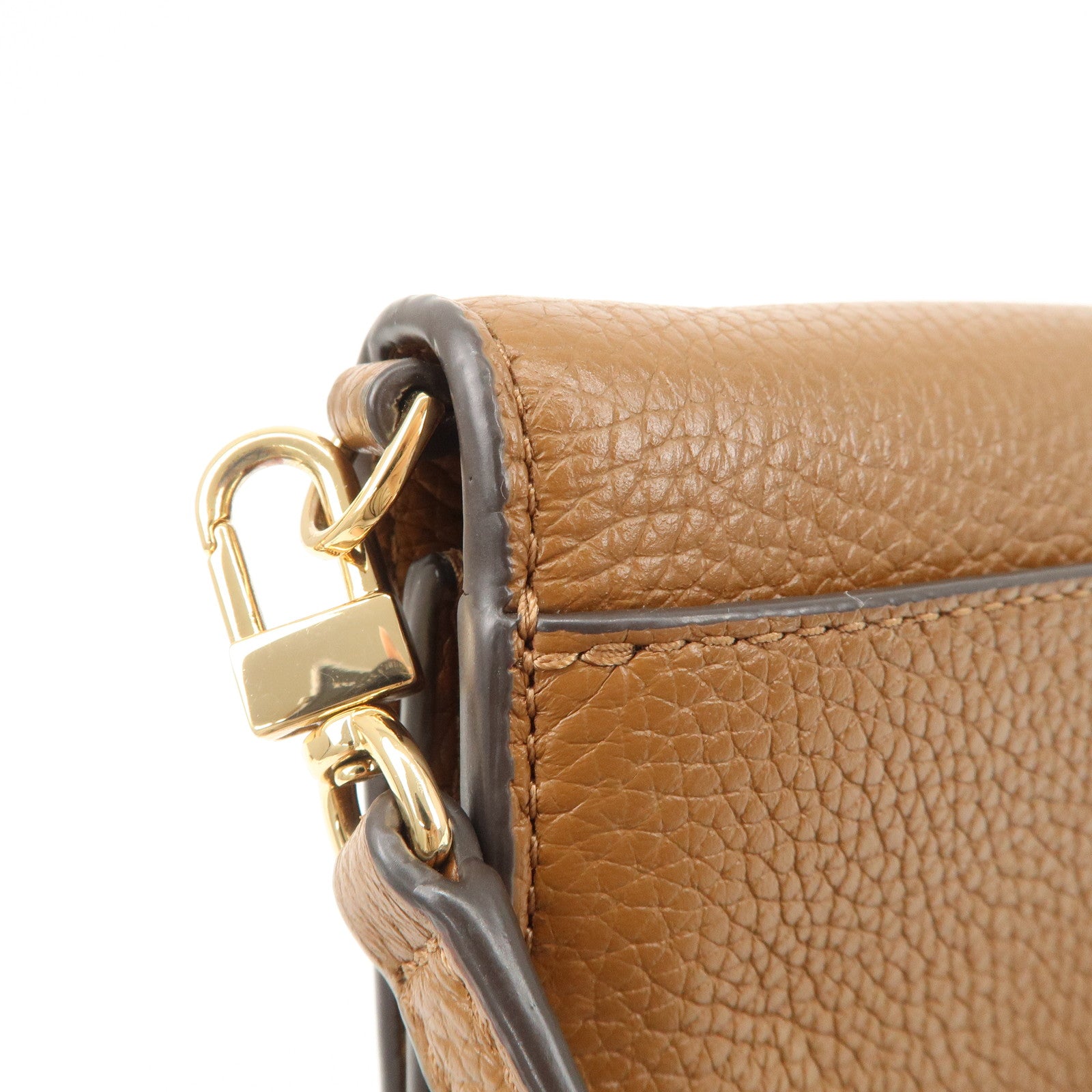 TORY BURCH Leather Shoulder Wallet Brown Used