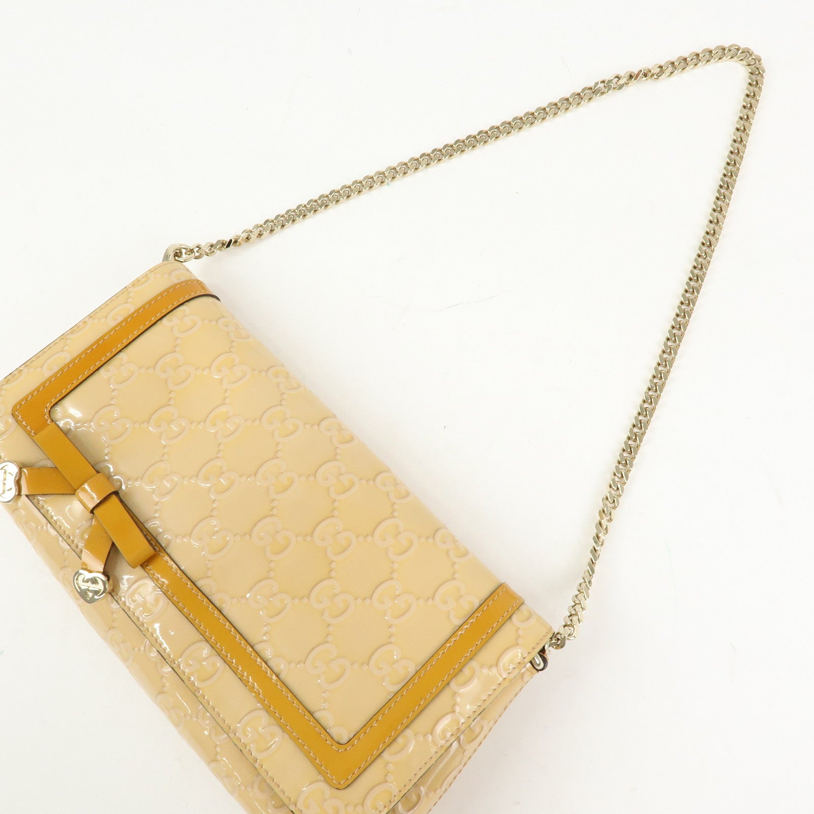 GUCCI InterlockingG Lovely Heart Patent Leather Broadway Bag 257611