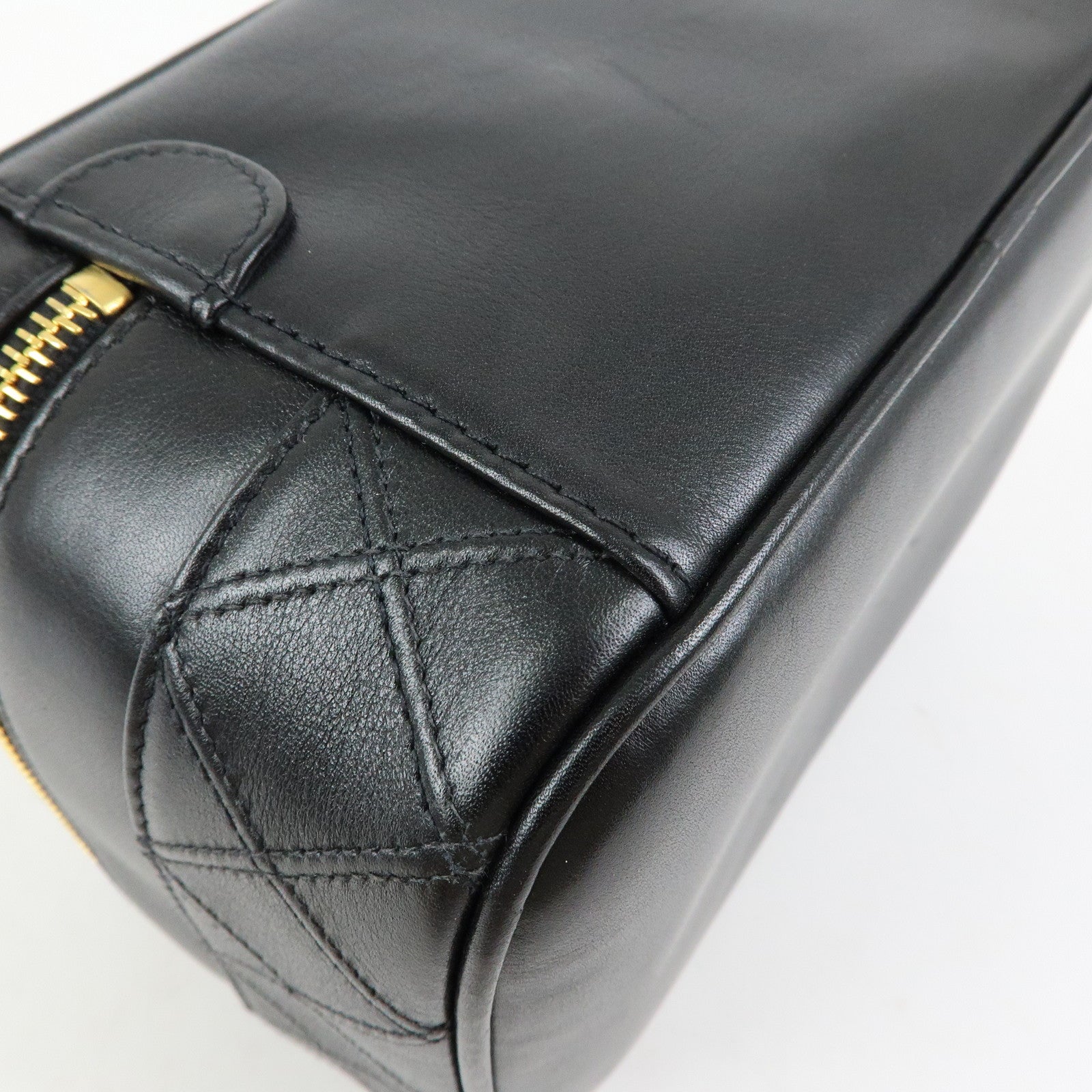 CHANEL Bicolore Lamb Skin Vanity Bag Cosmetic Pouch Black A01618