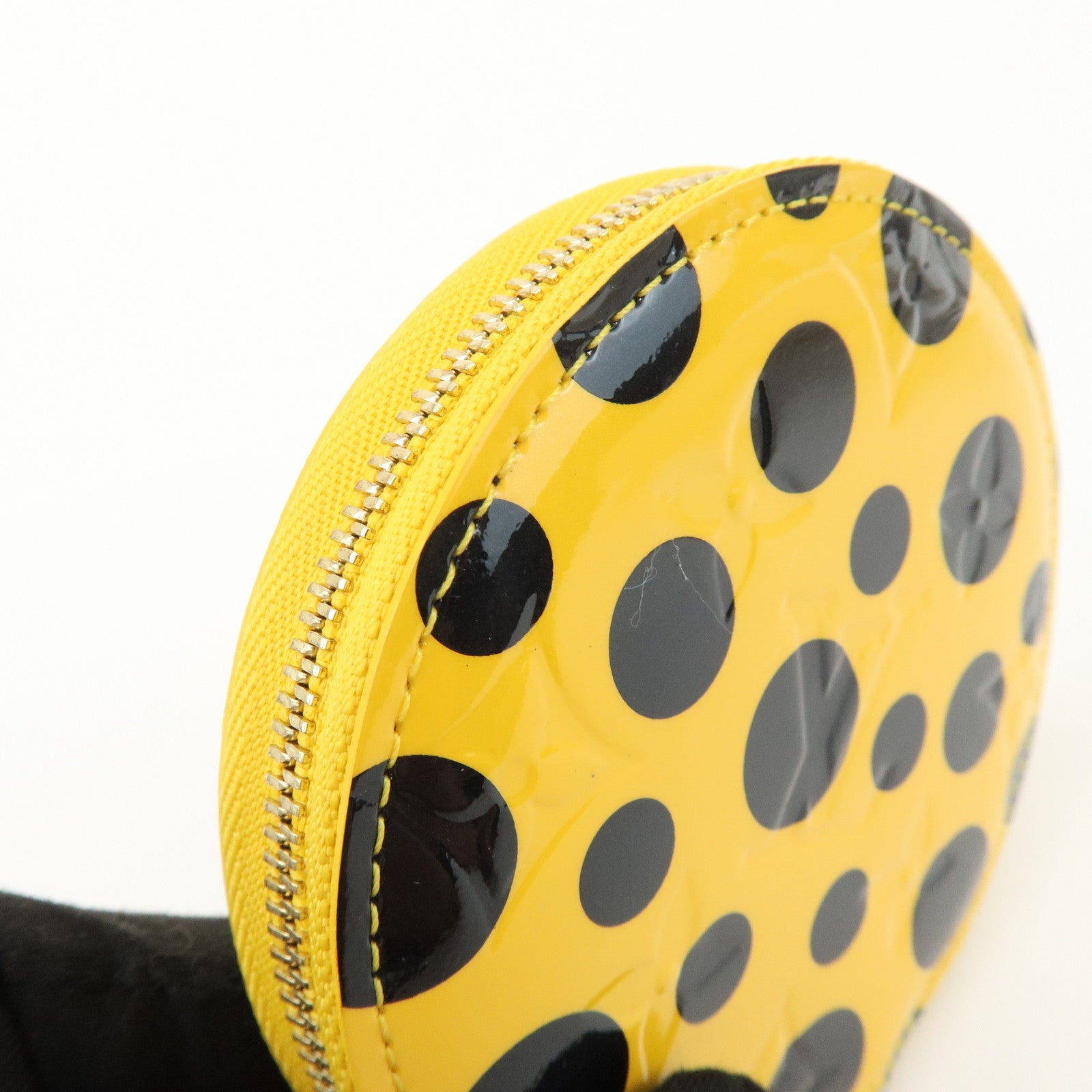Louis Vuitton Vernis Yayoi Kusama Porte Monnaie Chapeau Coin M91569