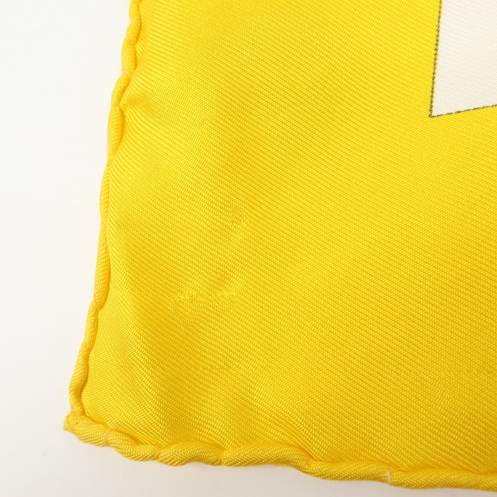 Christian Dior Silk 100% Scarf Botanical Pattern 87×87 White Yellow