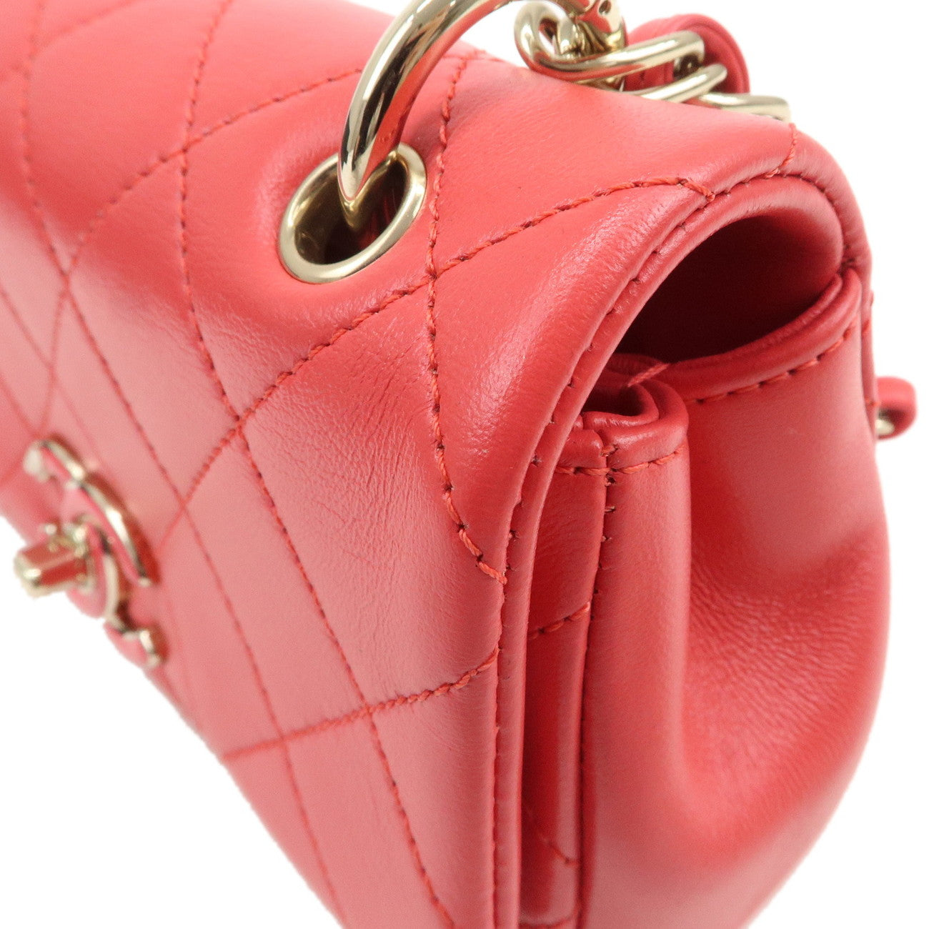 CHANEL Mini Matelasse Lamb Skin Chain Shoulder Crossbody Bag Pink