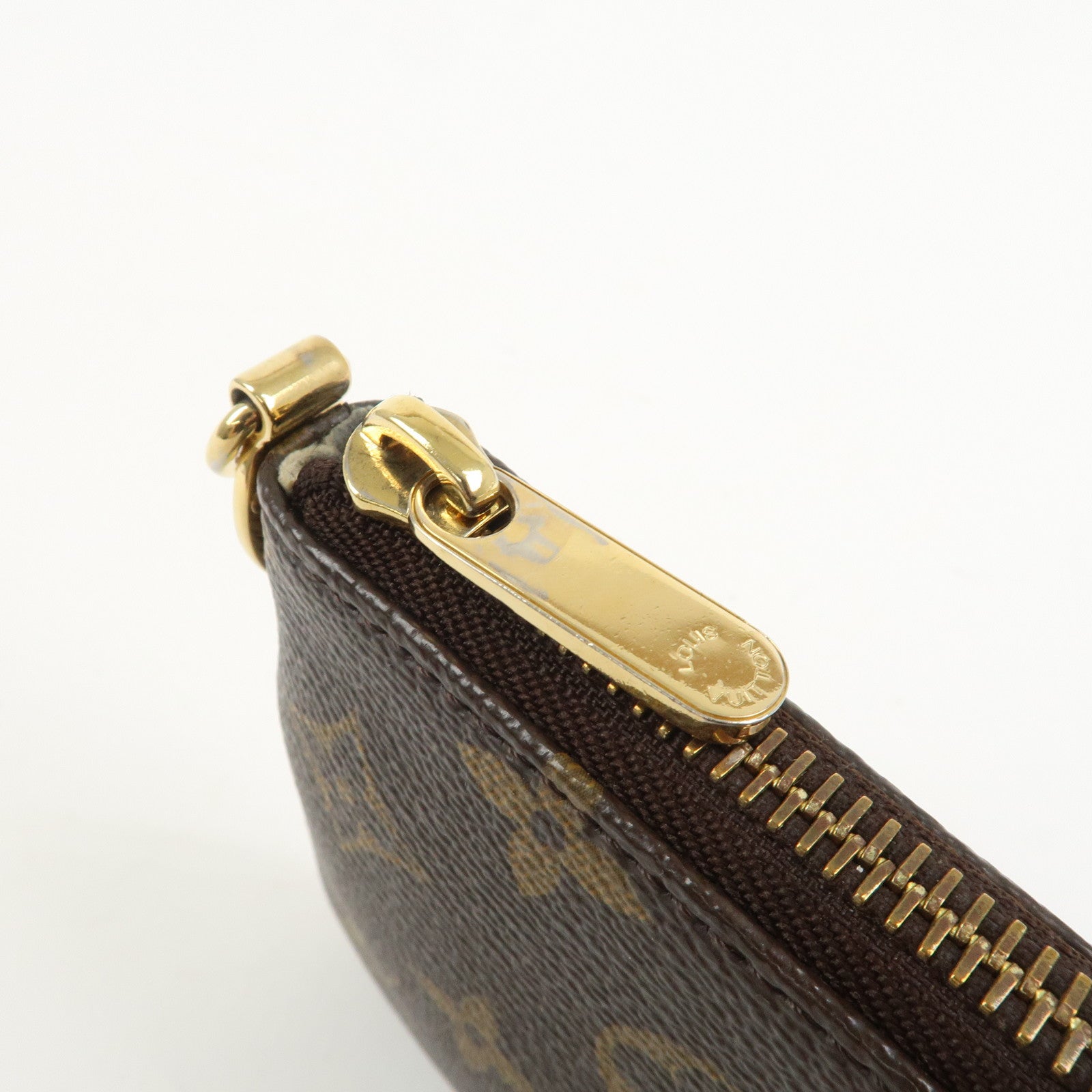 Louis Vuitton Monogram Pochette Milla MM Chain Hand Bag M60094