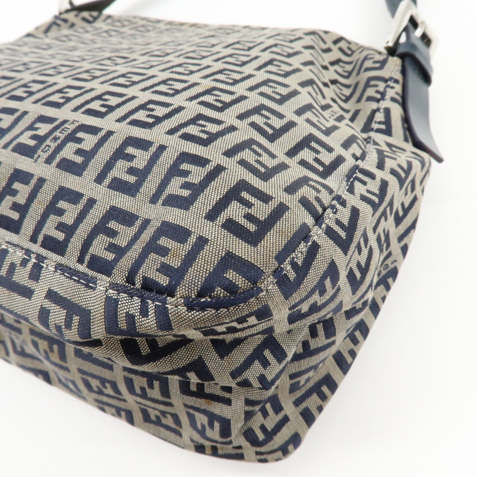 FENDI Mamma Baguette Zucchino Canvas Leather Shoulder Bag 26325