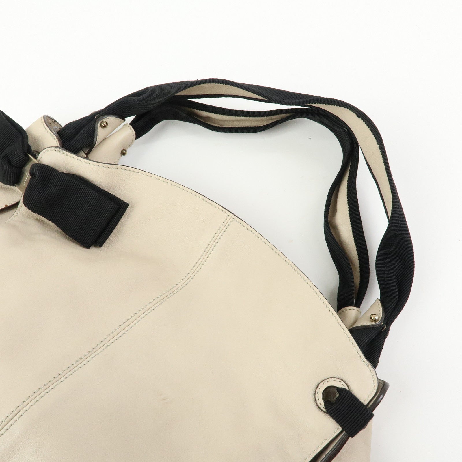 Ferragamo Vara Ribbon Leather Tote Bag Shoulder Bag Ivory Black