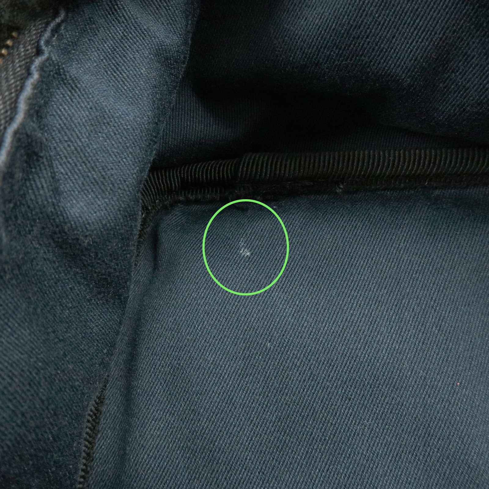 GUCCI GG Canvas Leather Vanity Case Cosmetic Pouch Black 106646