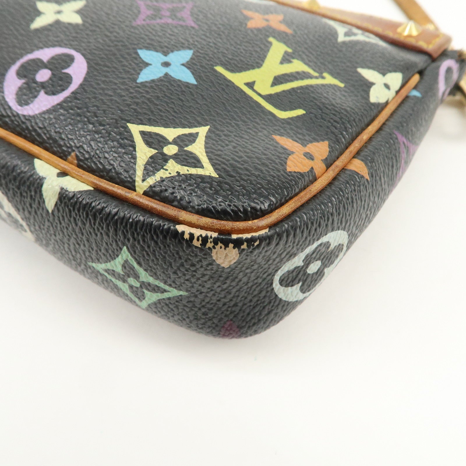 Louis Vuitton Monogram Multicolor Pochette Accessoires Noir M92648