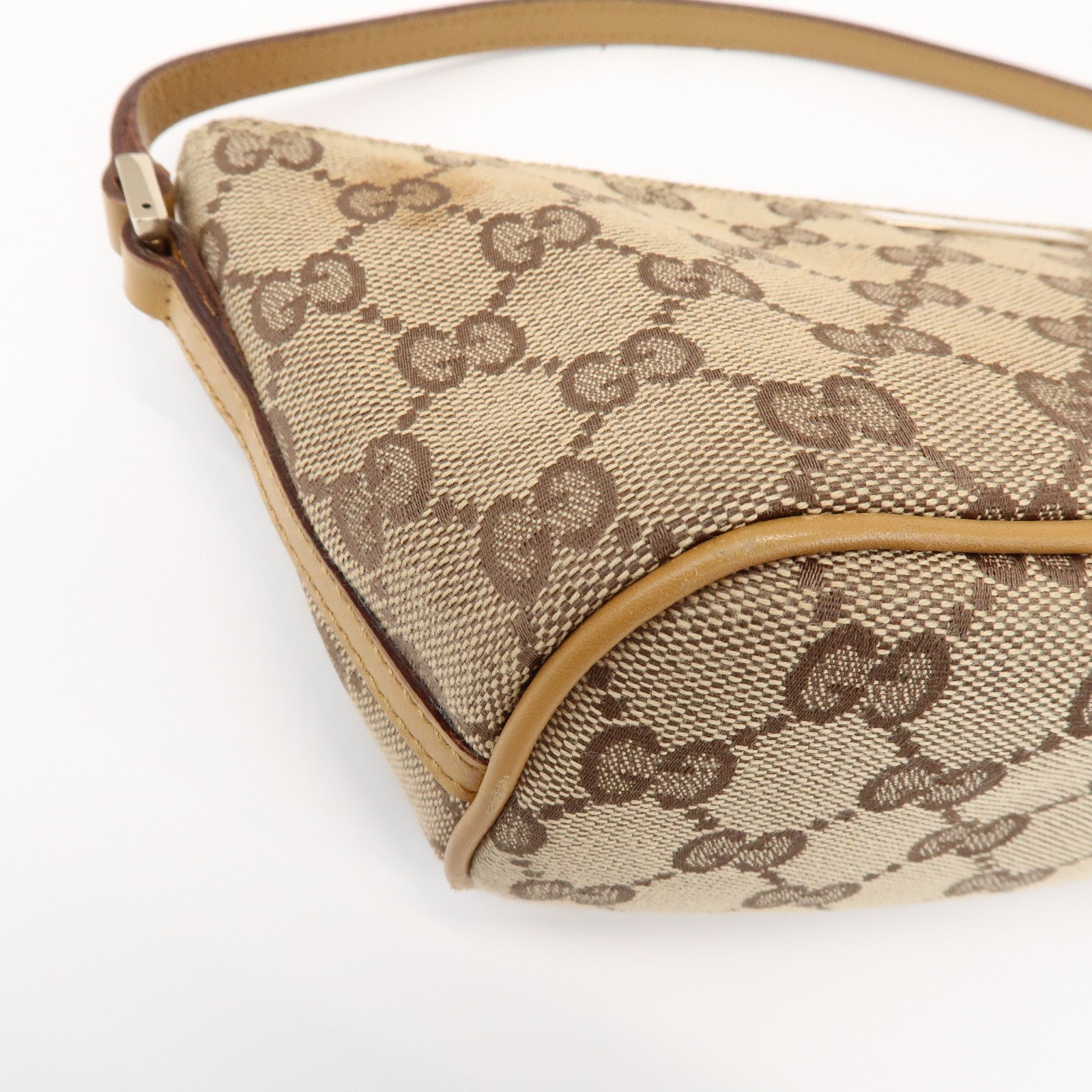 GUCCI Boat Bag GG Canvas Leather Accessory Pouch Hand Bag 039・1103