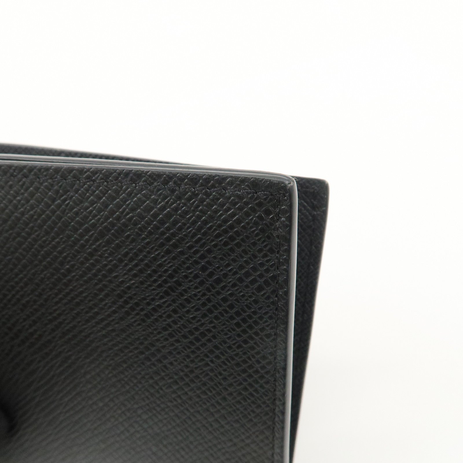 Louis Vuitton Taiga Portefeuille Marco NM Wallet Ardoise M30865