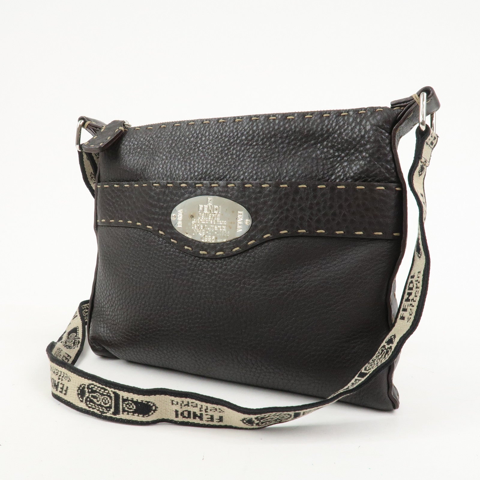 FENDI Selleria Leather Shoulder Bag Crossbody Bag Brown 8BT092