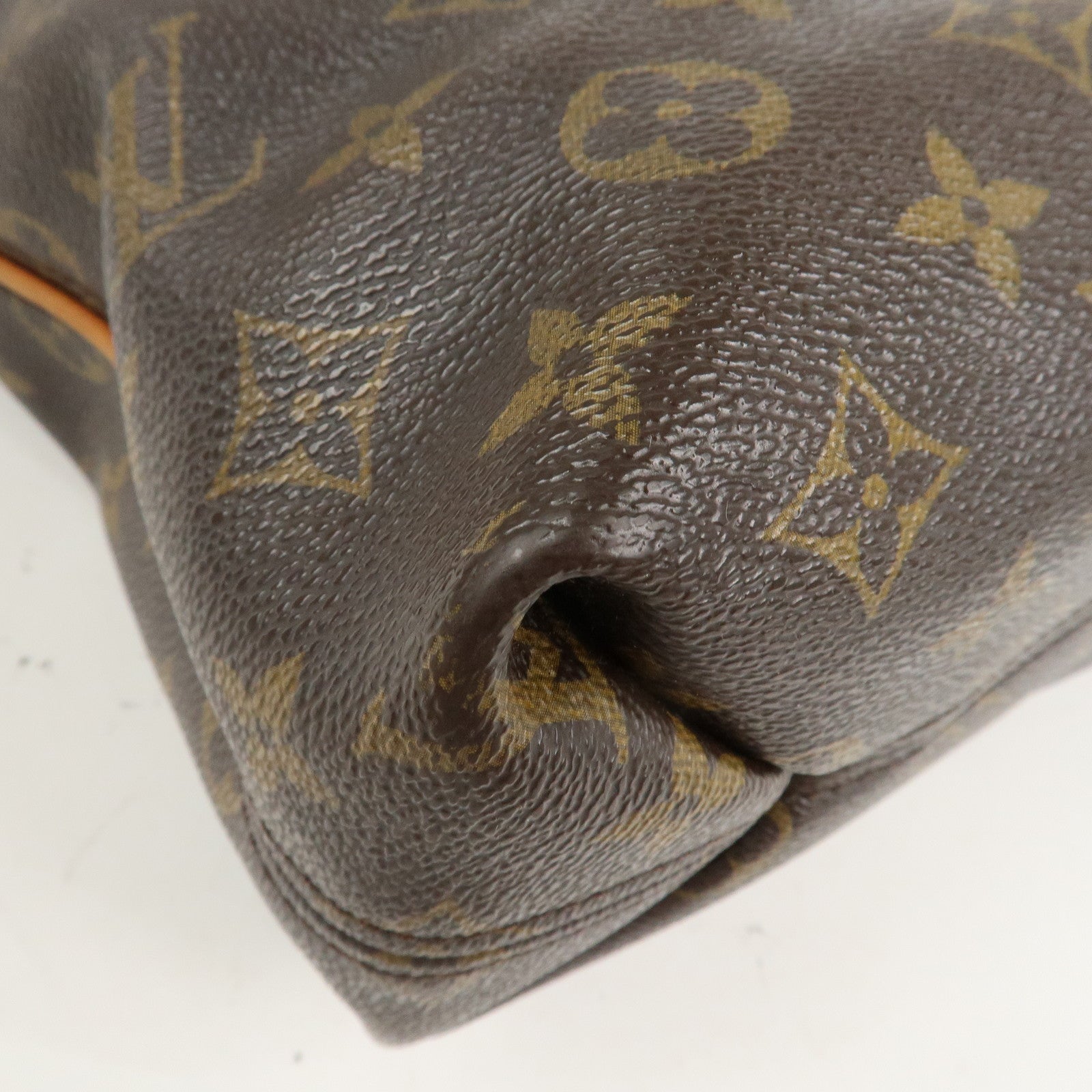 Louis Vuitton Monogram Shuri PM Shoulder Bag Hand Bag M40586
