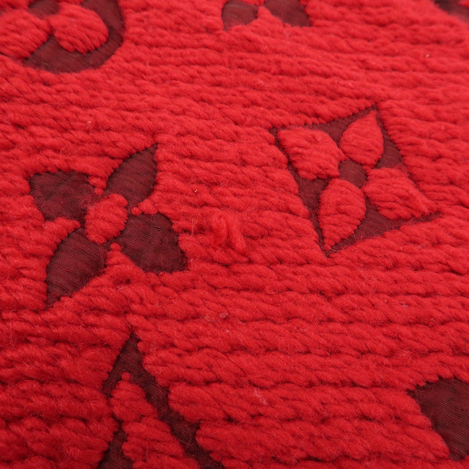 Louis Vuitton Echarpe Logo Mania Wool Silk Scarf Shawl Ruby M72432