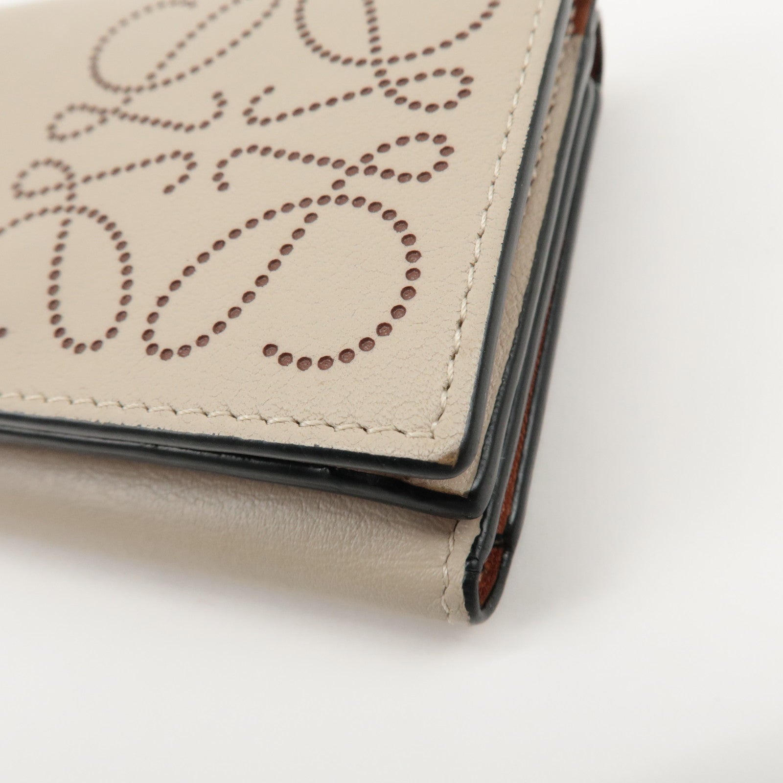 LOEWE Anagram Leather Tri-fold Compact Wallet Beige C500TR2X01 Used