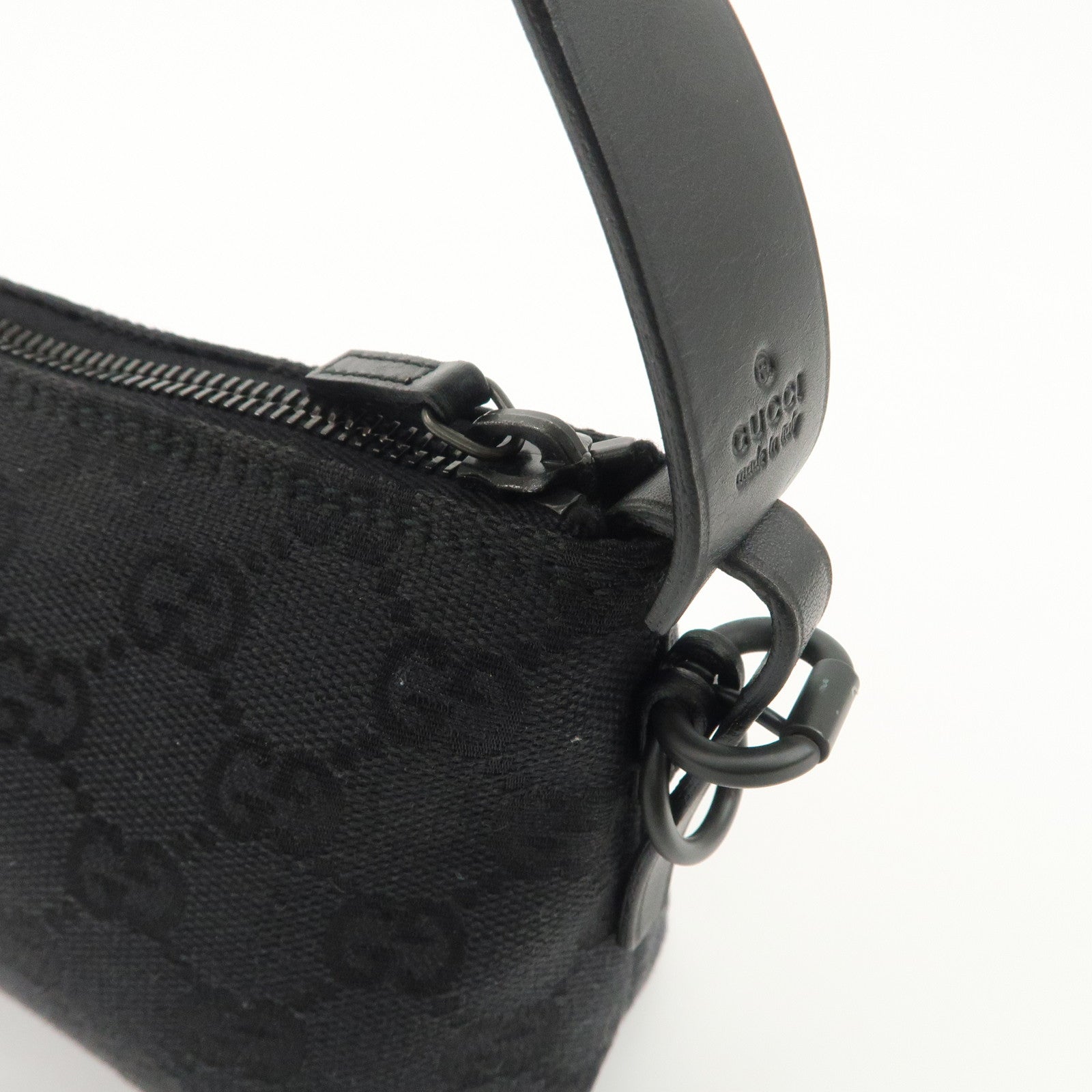 GUCCI GG Canvas Leather Accessory Pouch Hand Bag Black 103399 Used