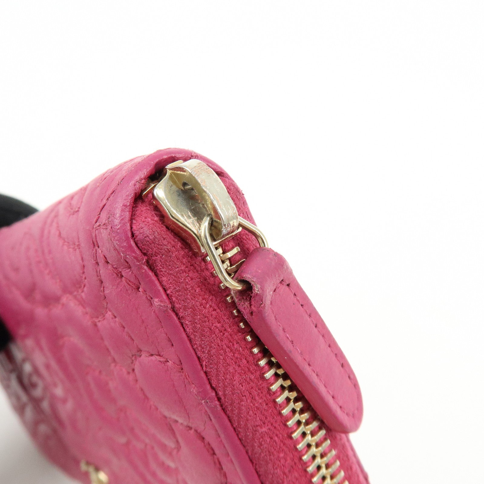 CHANEL Camellia No.5 COCO Mark Calf Leather Zippy Long Wallet Pink