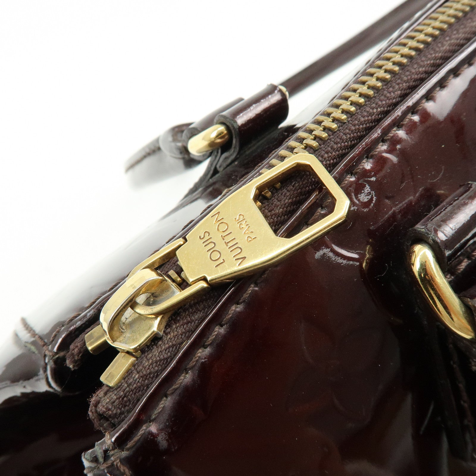Louis Vuitton Monogram Vernis Leather Sherwood PM Hand Bag M91493