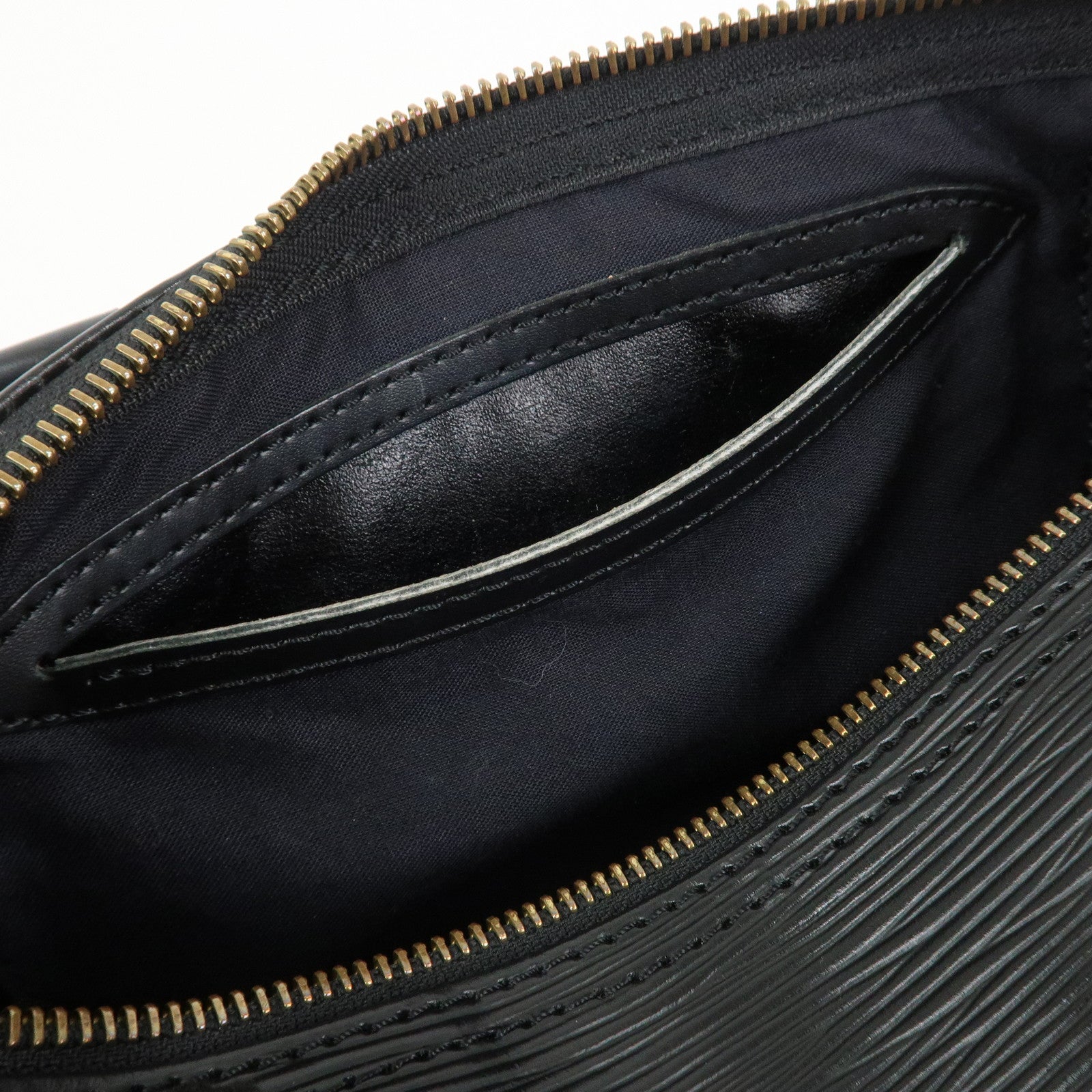 Louis Vuitton Epi Leather Speedy 25 Hand Bag Boston Bag Noir M59032