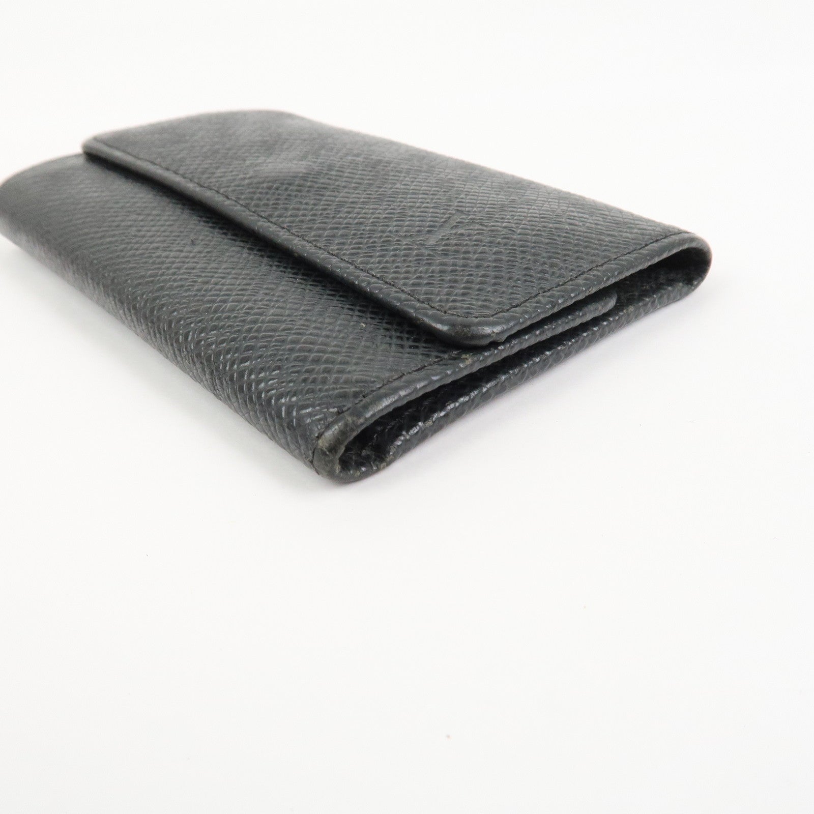 Louis Vuitton Taiga Multicles 6 Key Case Ardoise Black M30532