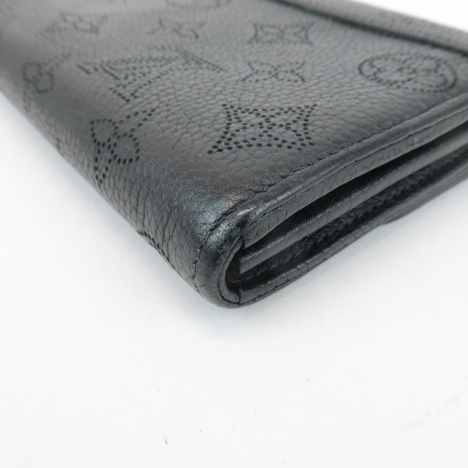 Louis Vuitton Monogram Mahina Portefeuille Iris Wallet Noir M60143 Used