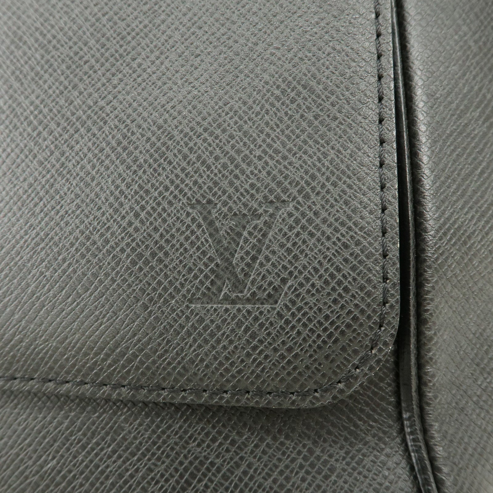 Louis Vuitton Taiga Leather Romain Shoulder Bag Ardoise M32852