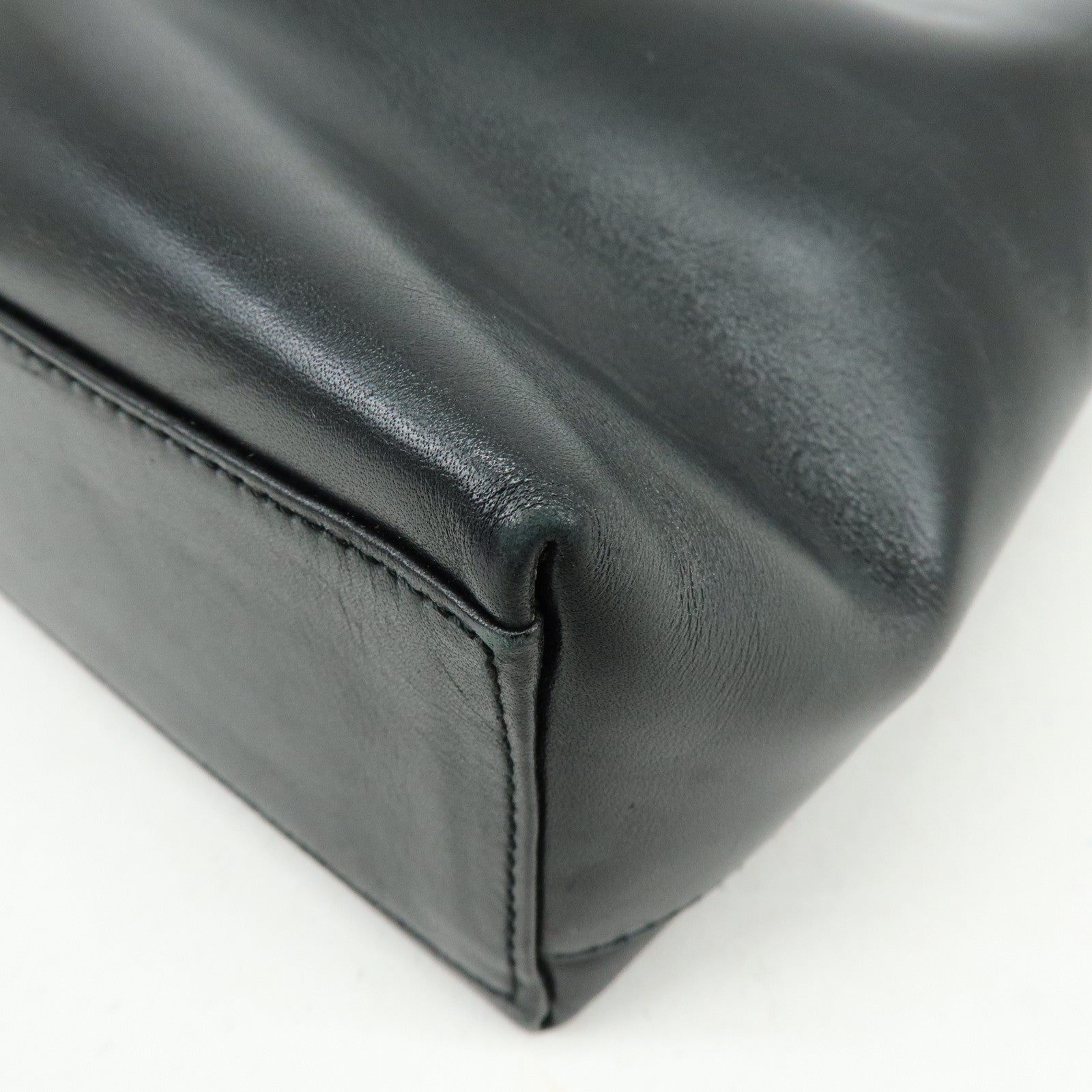 Ferragamo Gancini Leather Shoulder Bag Hand Bag Black