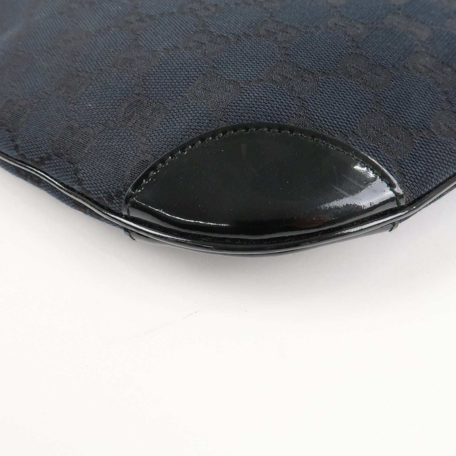 GUCCI GG Canvas Patent Leather Shoulder Bag Black 001.4158 Used